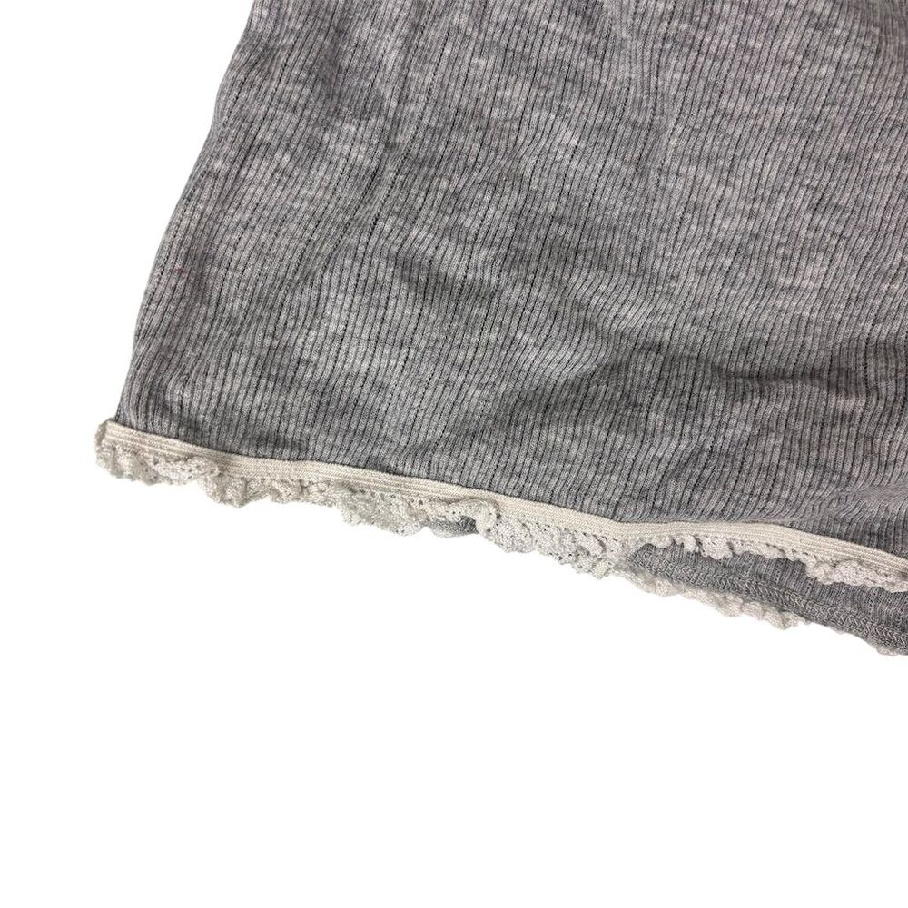 Brandy Melville Women's S Gray Ribbed Sleep Shorts with Lace Trim - Picture 3 of 3
